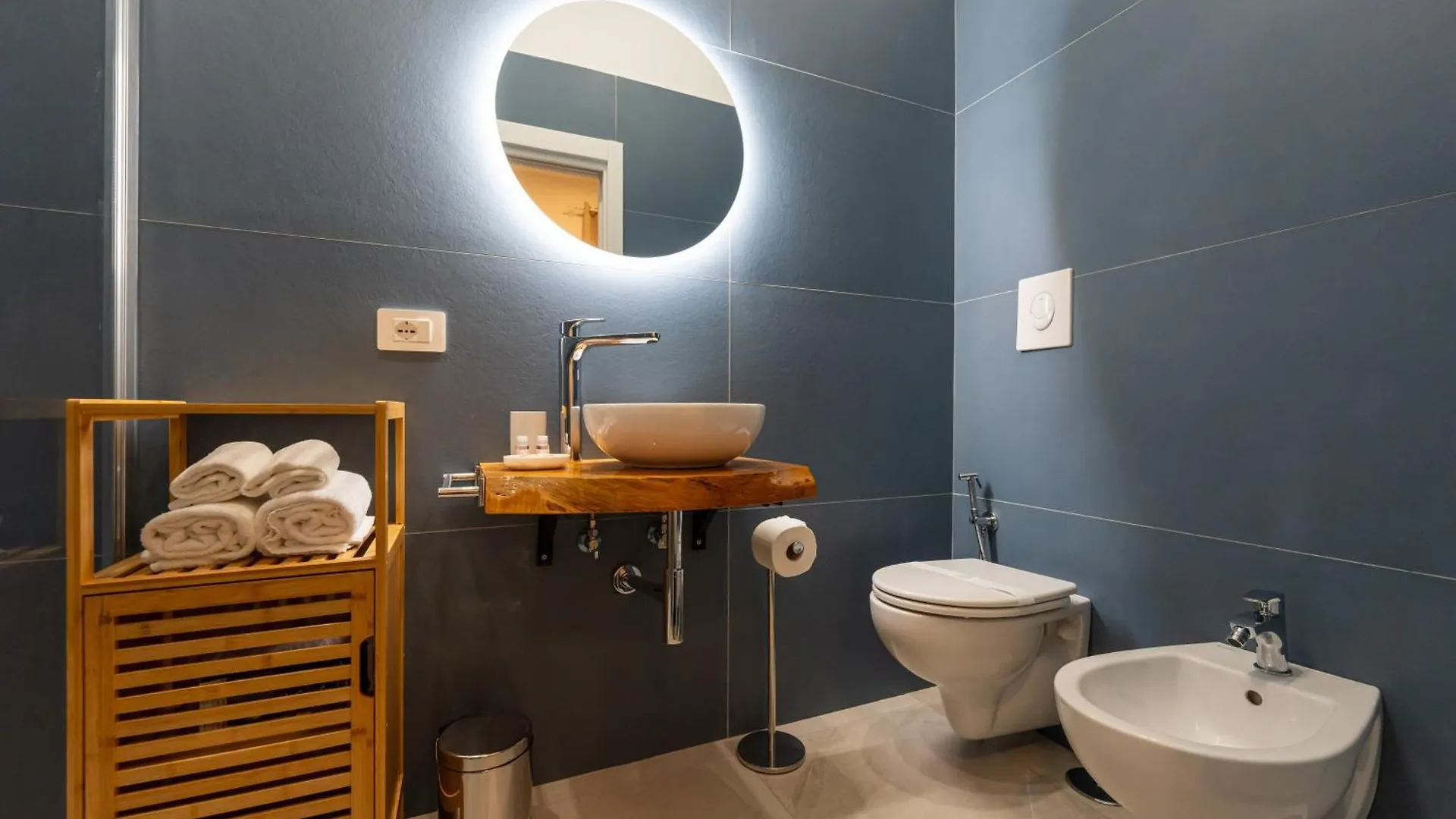 R&D Scassacocchi Apartments 15 Naples