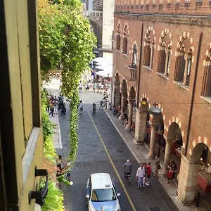  Appartement Casa Martini Piazza Erbe Italie